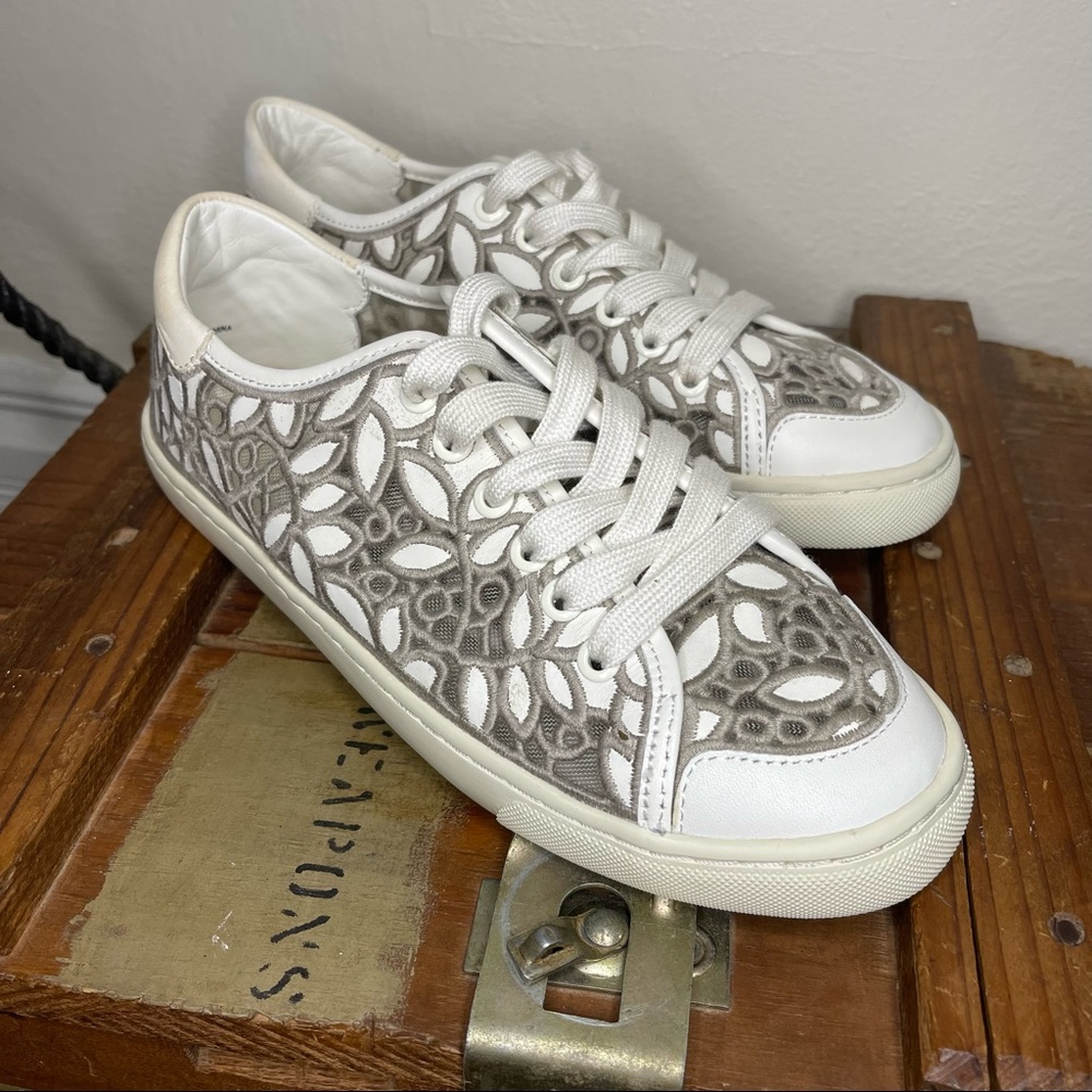 Tory Burch | Rhea Lace Sneaker | 8